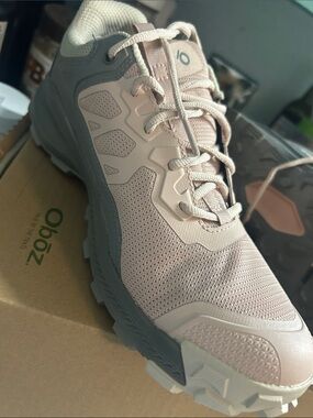 Oboz Women's Pink Trail Sneaker